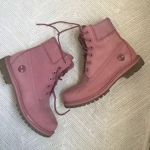 🎀Pink Timberland Boots🎀